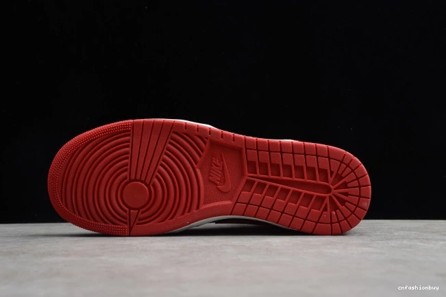 Varsity Jordan BQ4422-600 Red 1 Air High 85 1003